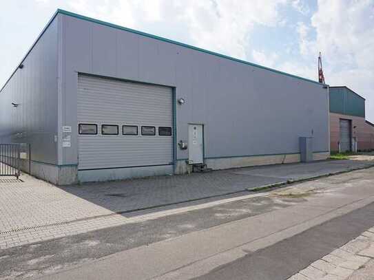 Moderne Lagerhalle und Verkaufshalle + Freifläche, Provisionsfrei