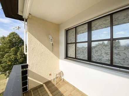 Anlageobjekt oder Selbstbezug! Sonnige 2-Zimmer-Wohnung mit Balkon & schönem Ausblick