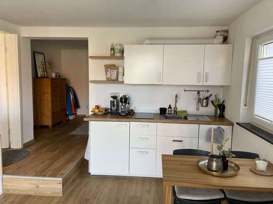 Möblierte, sanierte 2-Zimmer-Wohnung (35m2) in ruhiger Lage nahe Uniklinik