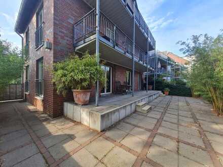 Loftartiges Büro mit traumhafter Terrasse in Meerbusch-Lank