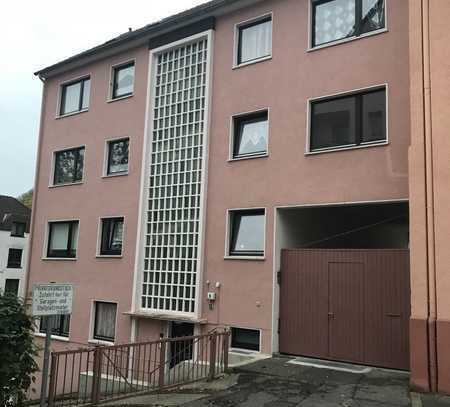 Attraktive, gepflegte 2,5 Zimmer-Wohnung mit Balkon zur Miete in Essen-Steele
