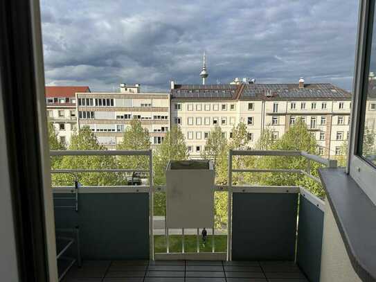Zentrale 1-Raum-Wohnung mit Balkon und Einbauküche in Mannheim