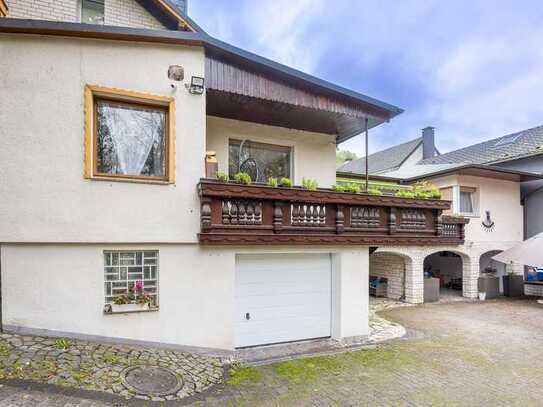 Helle Traumwohnung mit Dachterrasse und Apartment, 3-Zi-Wohnung. Laden