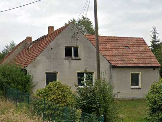 Sanierungsbedürftiges Einfamilenhaus in Mücka - Förstgen