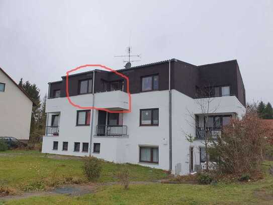 Vollständig renovierte 1-Zimmer-Wohnung mit Balkon und EBK in Lachendorf