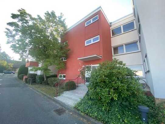 Helle & gepflegte 2-Zimmerwohnung mit Balkon in zentraler Lage von Wiesbaden!