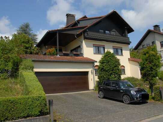 PROVISIONSFREI! 1-2 Familienhaus mit Fernblick, großem Garten und viel Potenzial