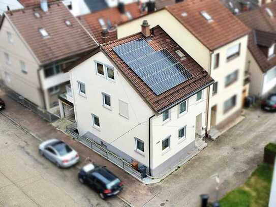 Renovierte Doppelhaushälfte mit PV-Anlage, Garage im Herzen Schnaitheim zu verkaufen!