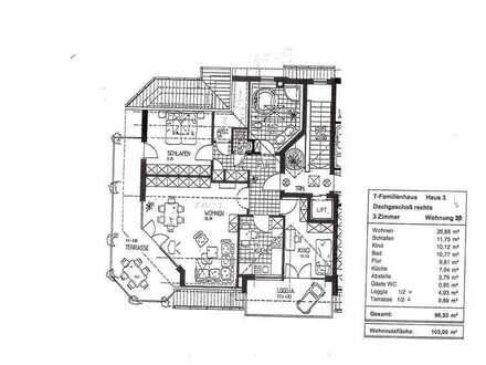 Dachstudiowohnung mit Terrasse und Balkon