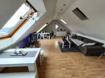 Helles freundliches 1-Zimmer Apartement mit Einbauküche