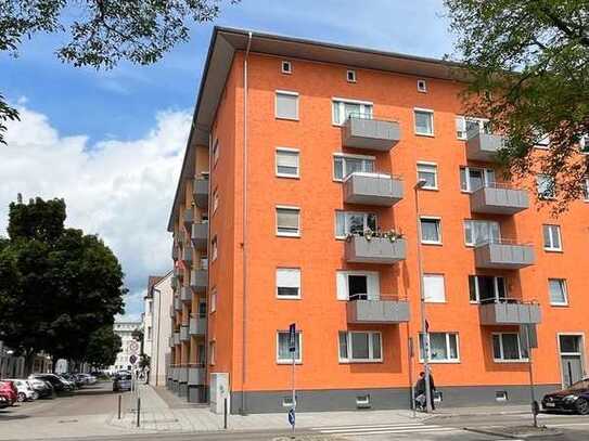 3 Zimmer Wohnung in Bahnhofsnähe mit Balkon