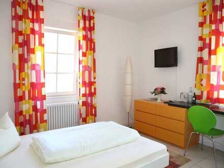 Freundliches und vollständig renoviertes 20-Zimmer-Schloss/Herrenhaus