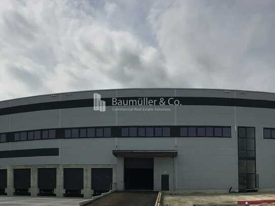 "BAUMÜLLER & CO." - ca. 7.000 m² NEUBAU Hallenfläche mit ebenerdiger und Rampenandienung !