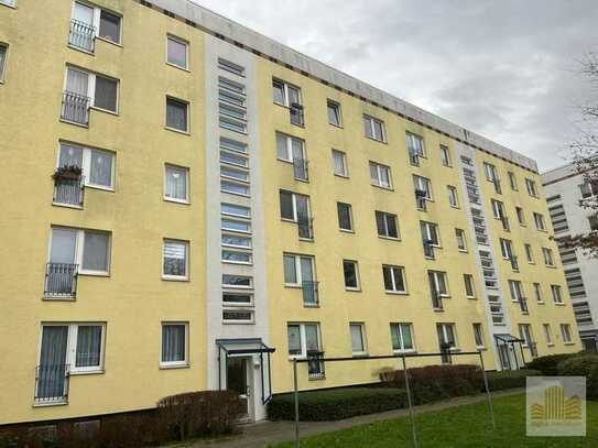 Kapitalanleger oder Selbstnutzer aufgepasst! Moderne 3 RW mit EBK und Balkon