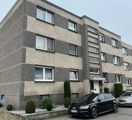 Top Renovierte 78 qm Wohnung + Balkon