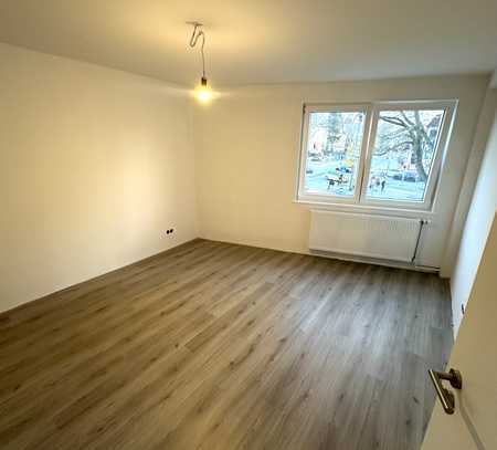 Erstbezug nach Sanierung - 4 Zimmer Wohnung