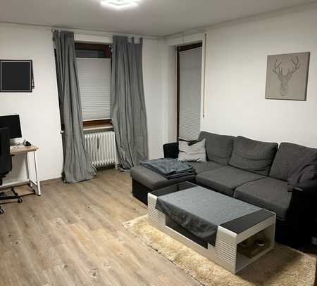 Gepflegte 4-Zimmer-Wohnung mit Balkon und EBK in Augsburg