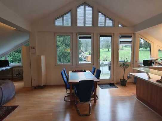 Traumwohnung mit Blick auf den Teutoburger Wald – 88,5m², 3 Zimmer, Balkon und mehr