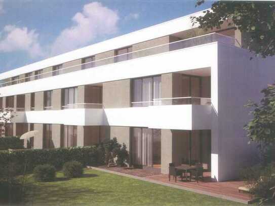 Exklusive helle und hochwertige Wohnung mit großem Balkon/Terasse