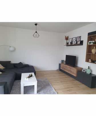 Freundliche 6-Zimmer-Wohnung mit gehobener Innenausstattung mit Balkon in Eichendorf