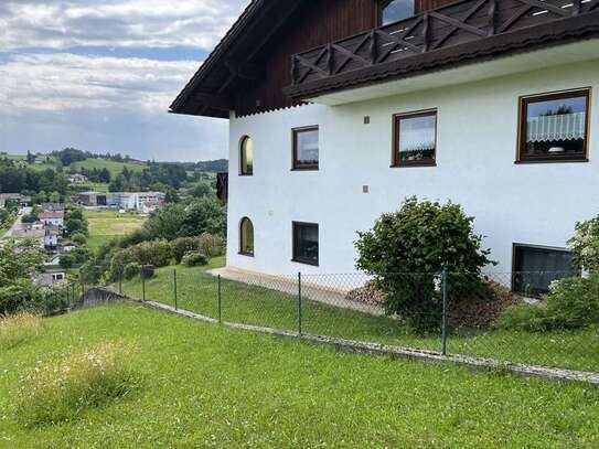 3,5 Zimmer-Wohnung mit Garten zentrumsnah in Regen