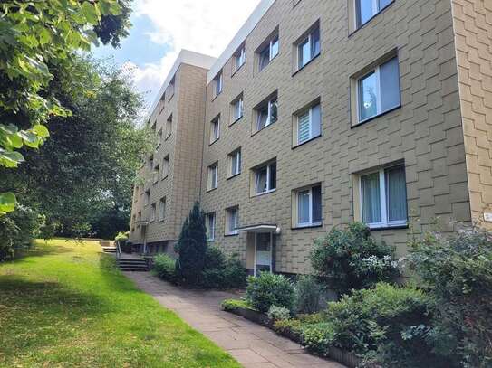 Erstbezug nach Renovierung - 2 Zimmer KDB-Balkon - gefragte Wohnanlage Ruhrhöhe