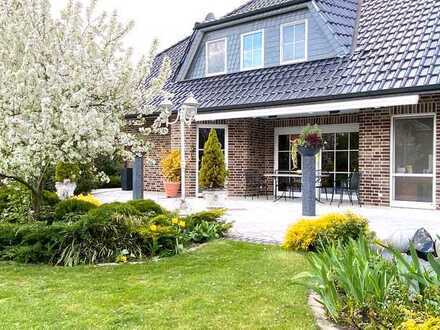 Hochwertiges Einfamilienhaus mit Garten