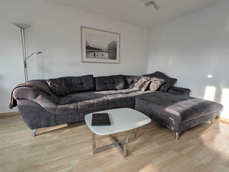 Voll möblierte 3-Zimmer-Wohnung mit Balkon & Arbeitszimmer in München-Trudering