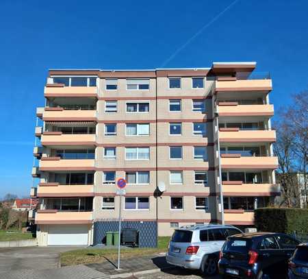 Renovierte 4 Zimmer Wohnung mit Balkon