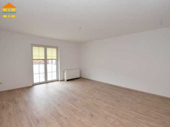 Renovierte 2-Zi.-Wohnung mit Balkon, Tageslichtbad und Stellplatz gesucht?
