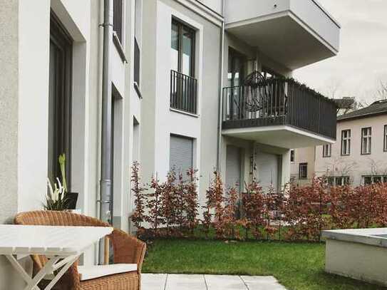 Furnished: Luxury apartment with a private garden in Berlin-Mitte