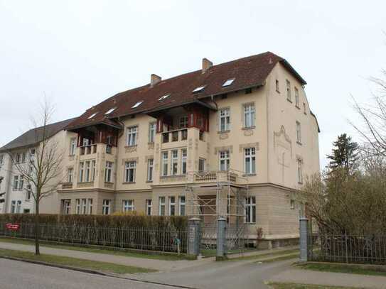 Vollständig renovierte Wohnung mit zwei Zimmer und Balkon in Wittstock/Dosse