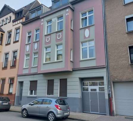 Sanierte Altbau-Wohnung Duisburg-Neudorf zu vermieten