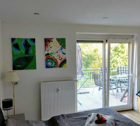 4-Raum-Wohnung mit großzügiger Dachterrasse und Einbauküche in Friedberg-West