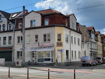 Wohn-Geschäftshaus in belebter Umgebung