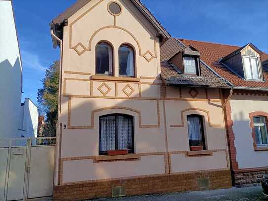 wunderschönes renovierungsbedürftiges Einfamilienhaus in Mainz Bretzenheim