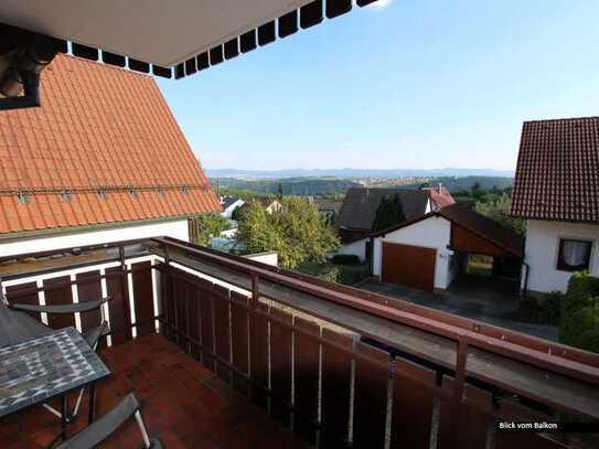 Modernisierte 5-Zimmer-Wohnung mit Balkon und EBK in Tübingen