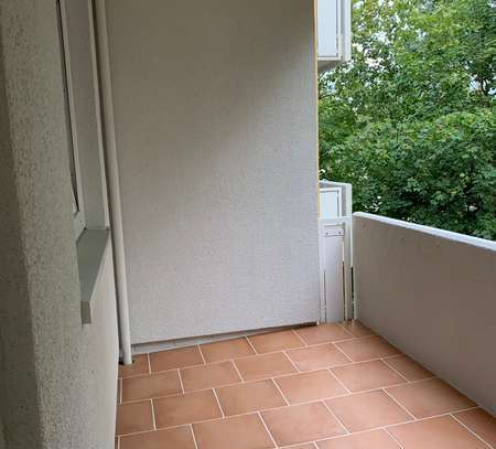 Schöne, helle 3 ZKB mit Loggia zu vermieten