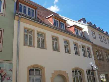 Galerie-Wohnung in historischem Stadthaus