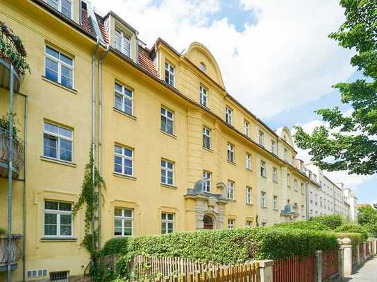 Bezugsfrei zum 01.02.25 - kleine Altbau-Wohnung in Striesen