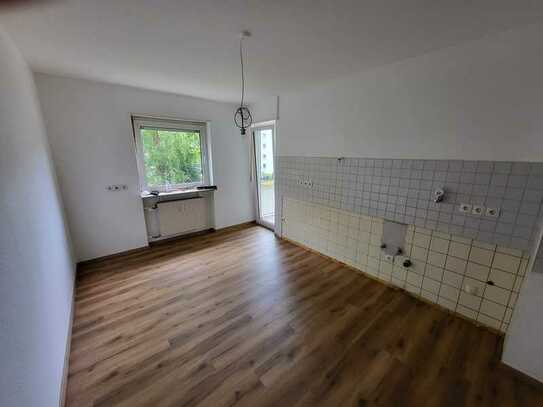 Geschmackvolle, sanierte 3,5-Zimmer-Wohnung mit Balkon in Speyer-West