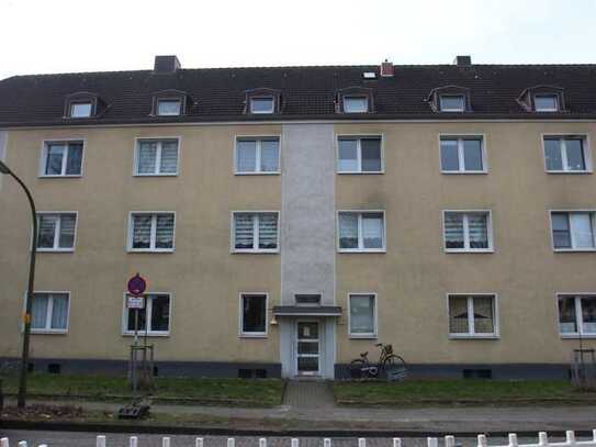 Gemütliche 2,5 Zimmerwohnung mit Balkon