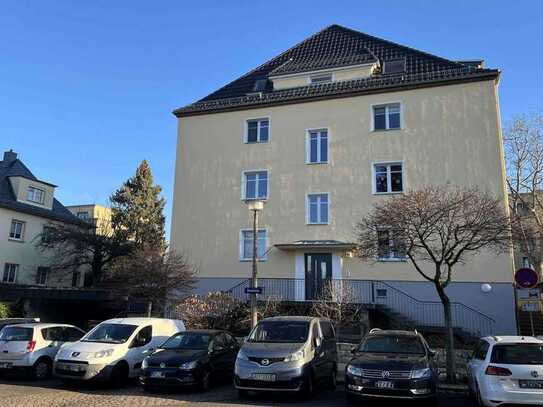 ++ 3 Zimmer ++ separater Eingang ++ Gartenanteil ++ Carportstellplatz ++