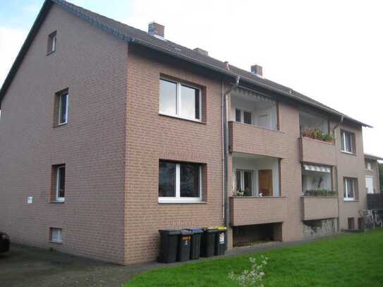 3-Zimmer-Wohnung mit Balkon in Pesch, Köln