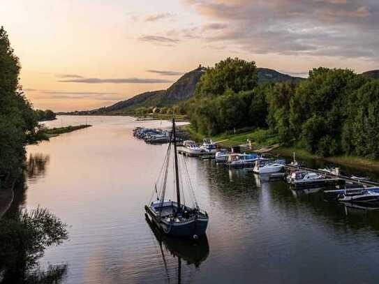 Traumhaftes Luxusanwesen !
Die Oase mit Blick auf den Drachenfels in Bad Honnef- dem Nizza am Rhein