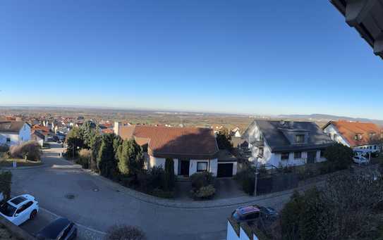 2-Zimmer-Wohnung mit Panoramablick über die Rheinebene Einbauküche in Malschenberg