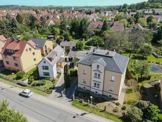 +++ Idyllisches (Mehr-)Familienhaus mit großzügigen Baugrundstück in 2. Reihe +++