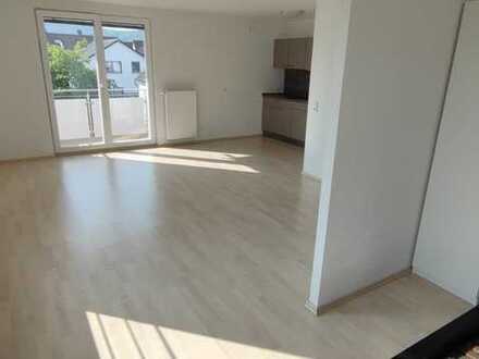 #1.11# NEUBAU: Teilmöbliertes Apartment mit Balkon. Ab sofort.