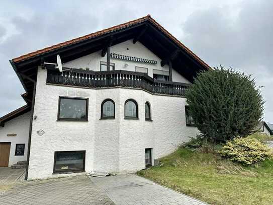 Zweifamilienhaus aus Insolvenz - Schwandorf-Lindenlohe - Anlageobjekt