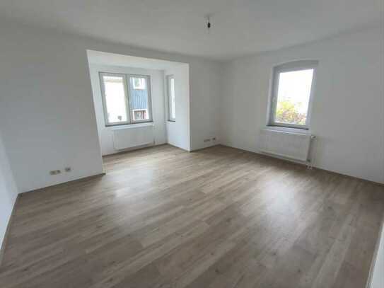 Renovierte 2-Zimmer-Erdgeschosswohnung zentral in Hachenburg zu vermieten!